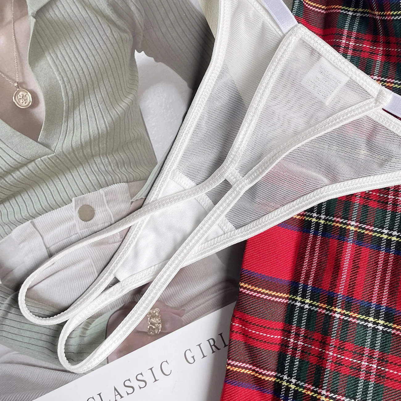 Cosplay écolière sexy à carreaux